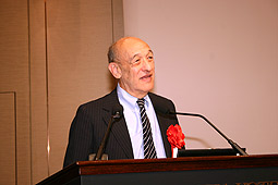 Picture　Dr. Ezra F. Vogel