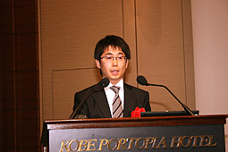 Picture　Nobu Iwatani
